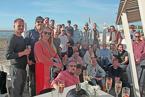 Mit (fast) allen bluvorianern haben wir am vorletzten Wochenende im Mai in Scheveningen unser 30jähriges Firmenjubiläum gefeiert. 😍🥂🎊